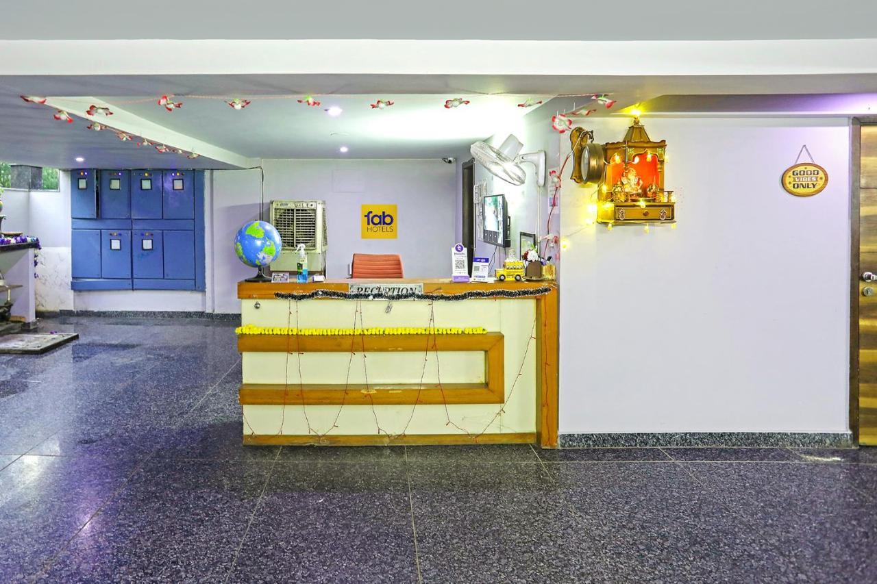 Fabhotel White House Bnb - Nr Yashobhoomi Convention Centre Delhi  Dış mekan fotoğraf
